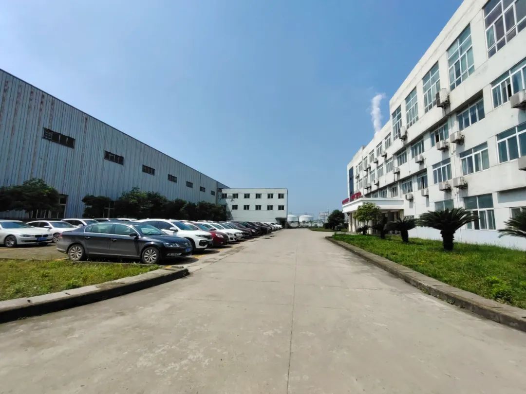 化機(jī)公司組織全員開展義務(wù)勞動(dòng)(圖7) 化機(jī)公司組織全員開展義務(wù)勞動(dòng)(圖7)