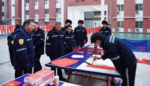 宜昌市領(lǐng)導(dǎo)王應(yīng)華、王大真一行到新疆宜化調(diào)研走訪(圖4)