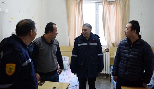 宜昌市領(lǐng)導(dǎo)王應(yīng)華、王大真一行到新疆宜化調(diào)研走訪(圖3)