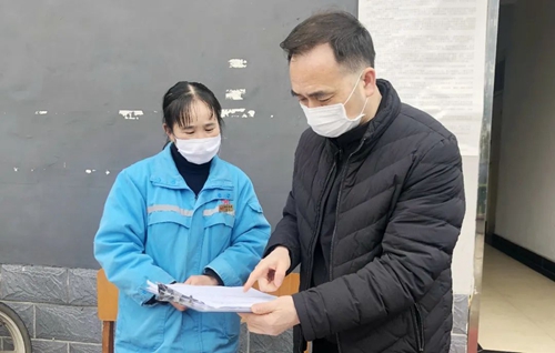 周金平先后到楚星公司、松滋肥業(yè)、實訓(xùn)基地和股份公司檢查疫情防控工作(圖1)