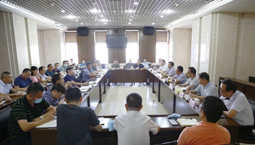 集團(tuán)召開(kāi)總部機(jī)關(guān)行政聯(lián)席會(huì)(圖1) 集團(tuán)召開(kāi)總部機(jī)關(guān)行政聯(lián)席會(huì)(圖1)