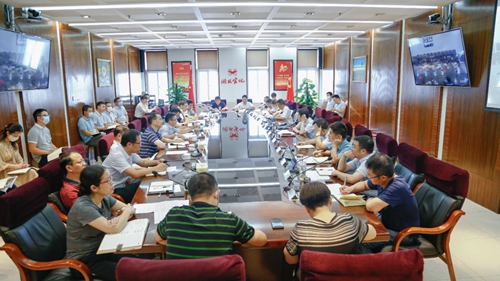 集團(tuán)行政辦公會(huì)強(qiáng)調(diào):再戰(zhàn)四個(gè)月 結(jié)好全年賬(圖1) 集團(tuán)行政辦公會(huì)強(qiáng)調(diào):再戰(zhàn)四個(gè)月 結(jié)好全年賬(圖1)