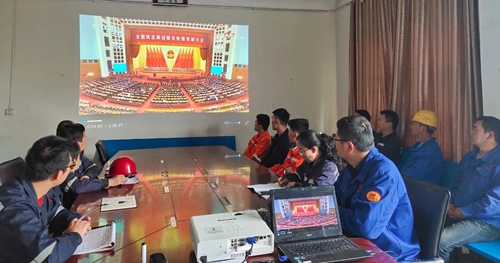 向抗疫英雄致敬！宜化集團組織收看全國抗擊新冠肺炎疫情表彰大會(圖9)