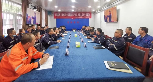 向抗疫英雄致敬！宜化集團組織收看全國抗擊新冠肺炎疫情表彰大會(圖10)