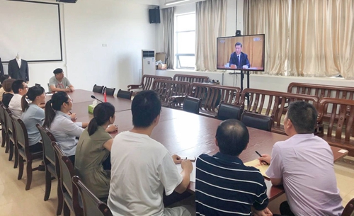 向抗疫英雄致敬！宜化集團組織收看全國抗擊新冠肺炎疫情表彰大會(圖13)