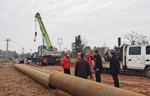 化機(jī)公司華潤供熱蒸汽管道工程項目開工！(圖1)