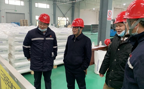王大真到宜昌區(qū)域分子公司和項目現(xiàn)場檢查指導(dǎo)工作(圖1) 王大真到宜昌區(qū)域分子公司和項目現(xiàn)場檢查指導(dǎo)工作(圖1)
