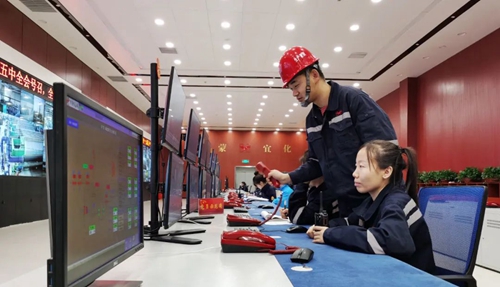 內(nèi)蒙宜化:凝神定氣強(qiáng)管理 鼓足干勁爭(zhēng)上游(圖2) 內(nèi)蒙宜化:凝神定氣強(qiáng)管理 鼓足干勁爭(zhēng)上游(圖2)