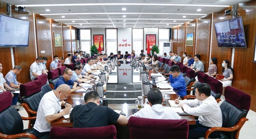 集團(tuán)召開管理制度討論會(huì)(圖1) 集團(tuán)召開管理制度討論會(huì)(圖1)