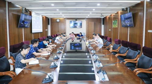 集團(tuán)召開(kāi)疫情防控工作會(huì)議(圖1) 集團(tuán)召開(kāi)疫情防控工作會(huì)議(圖1)