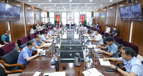 集團召開8月份效益分析會(圖1) 集團召開8月份效益分析會(圖1)