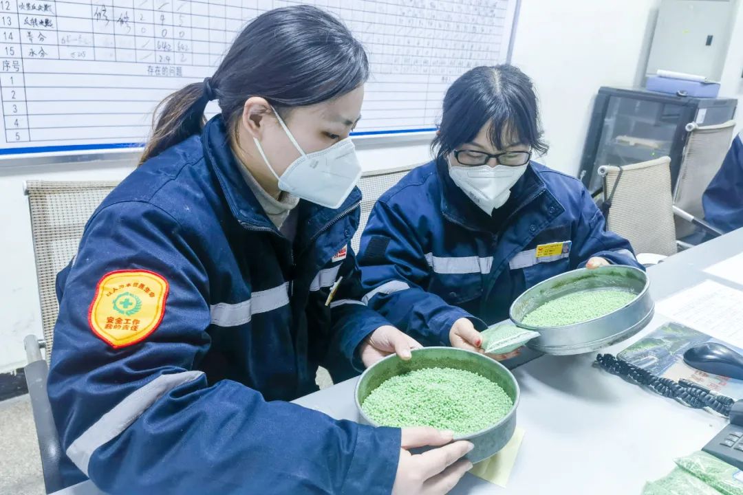 再添新成員！股份公司聚谷氨酸二銨成功下線(圖3)