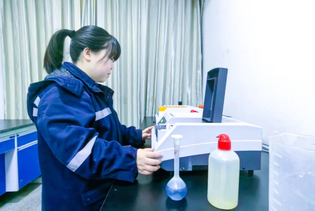 【宜化榜樣】松滋肥業(yè)周春玲：勤于學(xué)，善于思，敏于行(圖3)