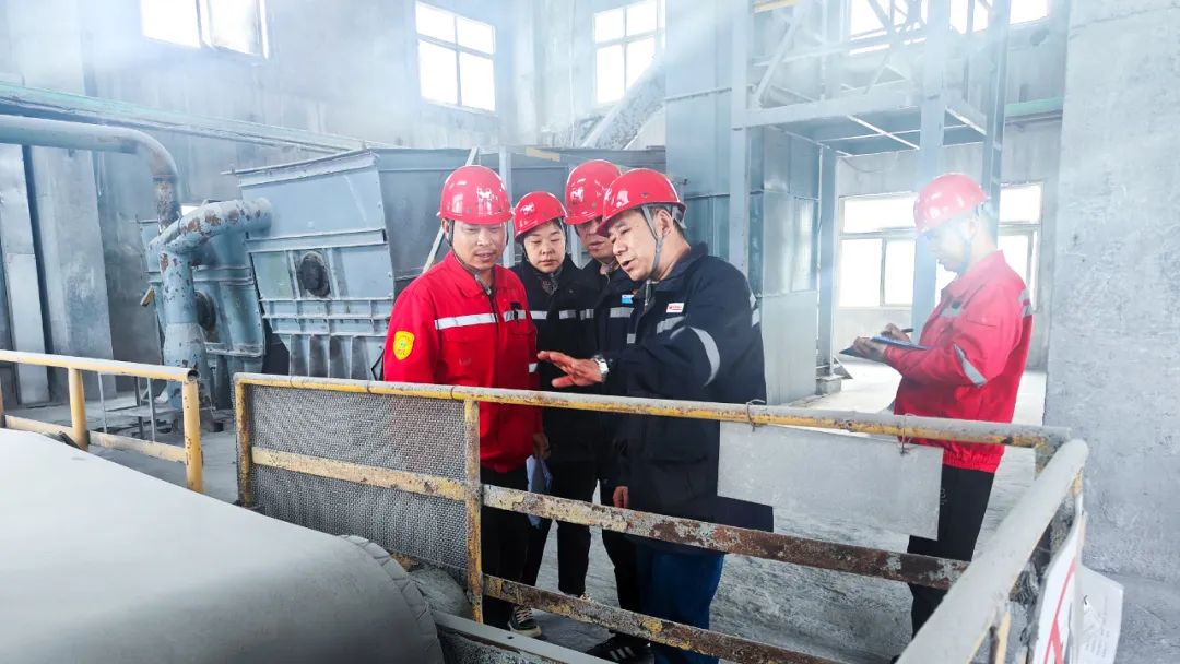 楚星公司紀(jì)委:聯(lián)動(dòng)協(xié)作構(gòu)建大監(jiān)督格局(圖2) 楚星公司紀(jì)委:聯(lián)動(dòng)協(xié)作構(gòu)建大監(jiān)督格局(圖2)