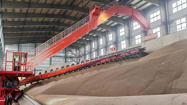 聚焦市場需求！楚星公司成功轉(zhuǎn)產(chǎn)磷酸一銨(圖1)