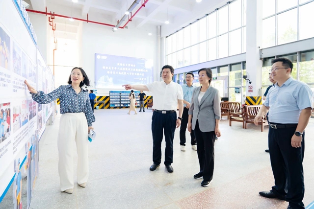 湖北省人社廳黨組書記、廳長李述永到宜化實訓(xùn)基地調(diào)研(圖1)