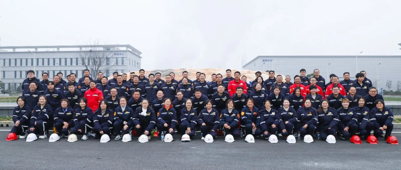 凝聚奮進(jìn)力量，股份公司干部職工參觀田家河新項(xiàng)目